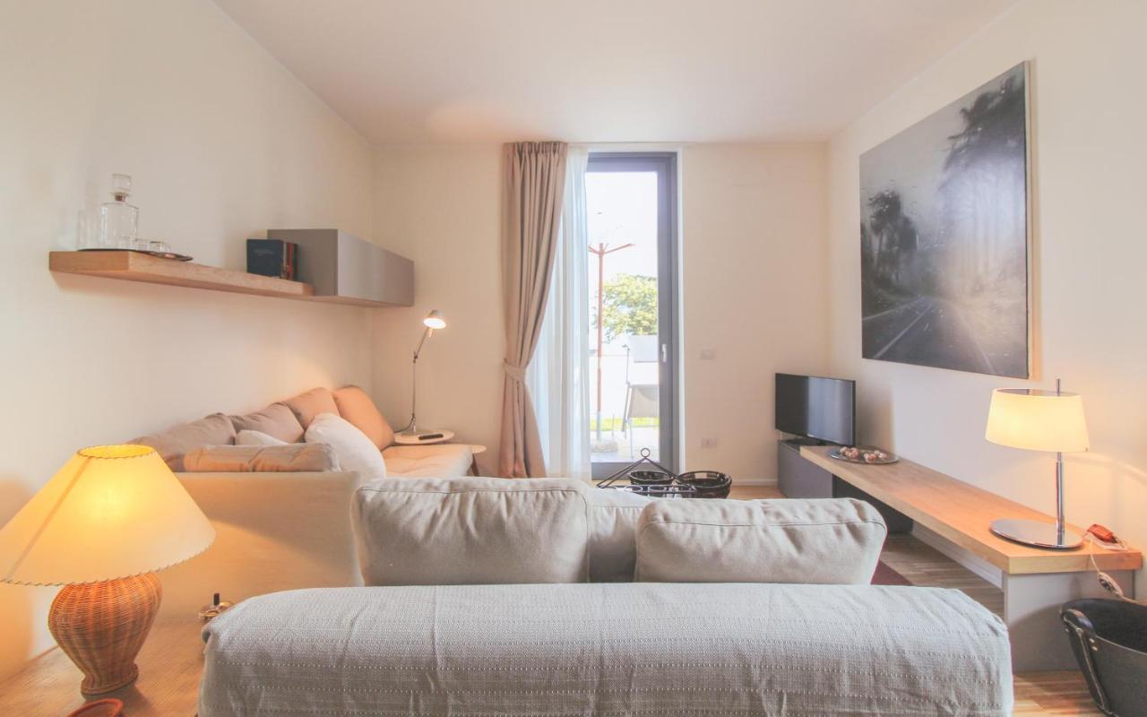 Residenza I Melograni - Suite Domaso Ngoại thất bức ảnh